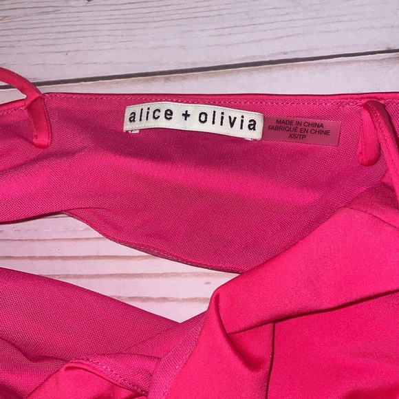 ALICE & OLIVIA Top Hot Pink Cropped Sz XS - Picture 6 of 8